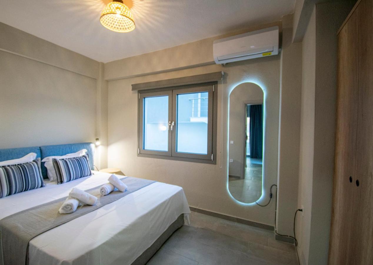 Heraclea Luxury Suites Néa Iráklia Eksteriør bilde
