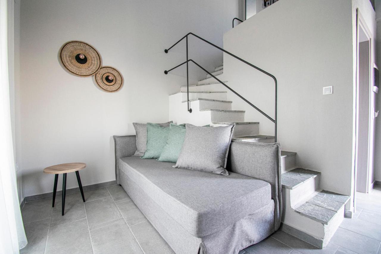 Heraclea Luxury Suites Néa Iráklia Eksteriør bilde